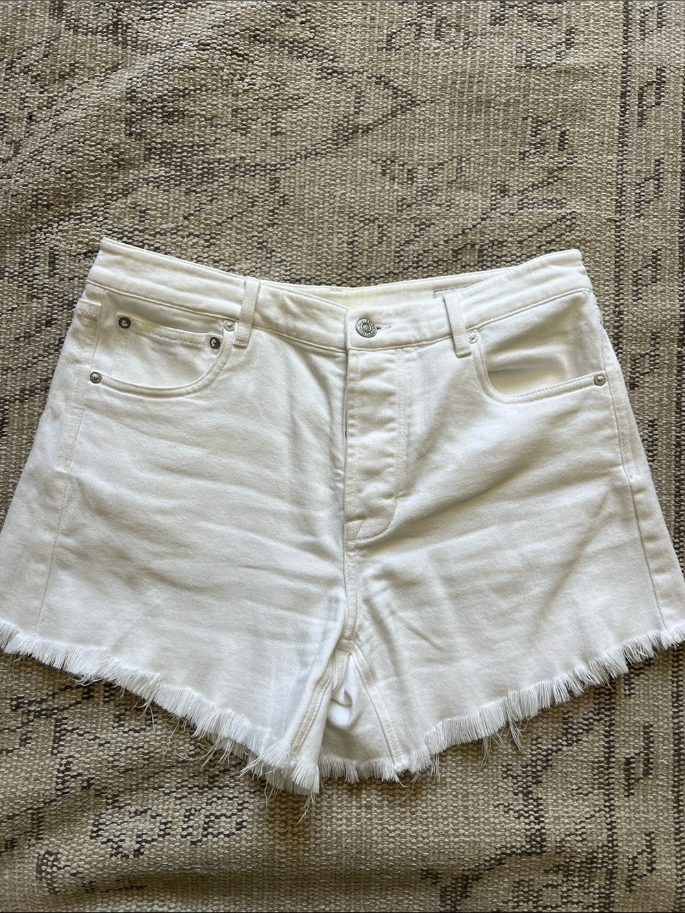 AYR The Juuust Right White Frayed Hem Women’s Denim Shorts